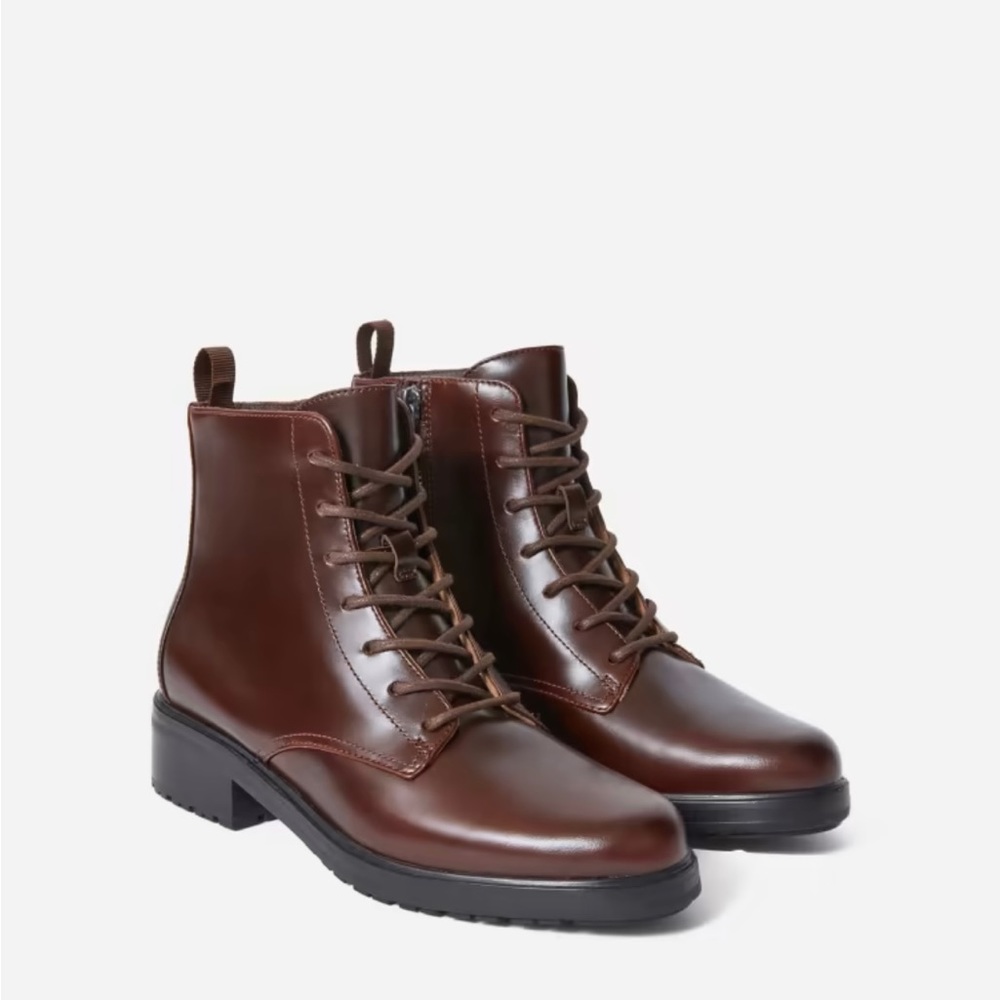 The Modern Utility Lace-Up Boot 7.5